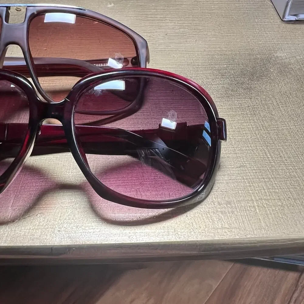 Lot of 2 Fashion Sunglasses Oversized Oval & Square Frames Maroon Brown UV Style